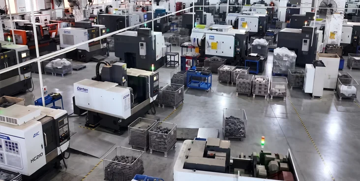 DINGYUE sanitary valve factory in Wenzhou China with CNC machining centers